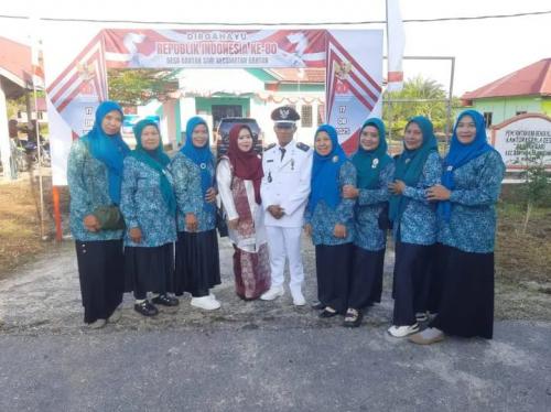 Dengan Semangat Kemerdekaan, Pj Kepala Desa Bantan Sari Gelar Upacara Bendera Peringatan HUT RI Ke-80 Tahun 2025